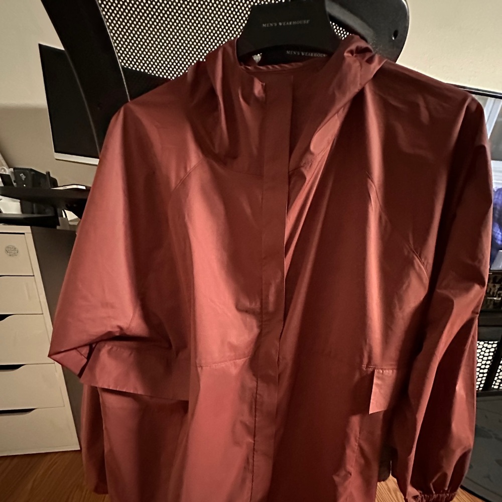Red h&m